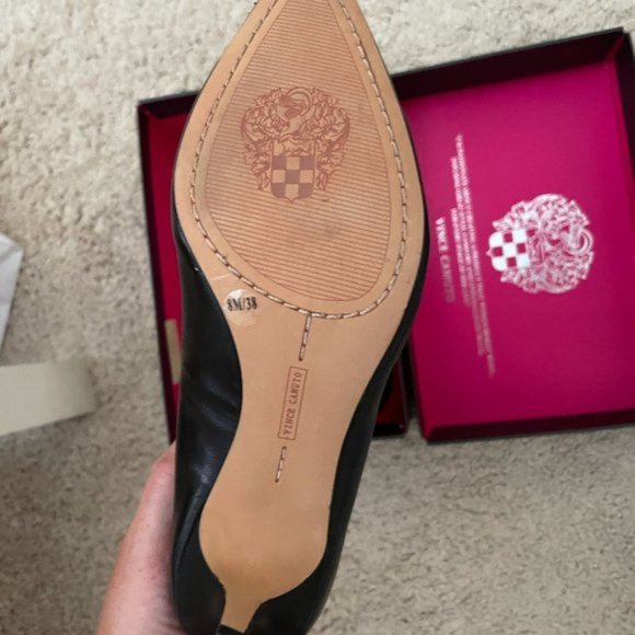 Heels - Picture 3 of 6